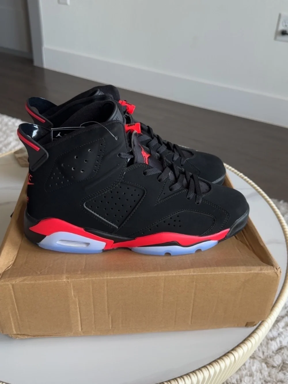 Jordan Retro 6 Reverse Infrared